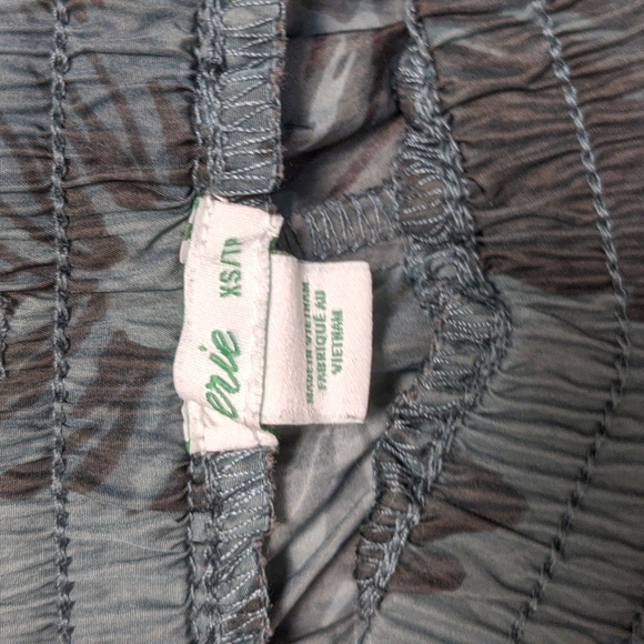 Aerie Running Shorts - Picture 3 of 4